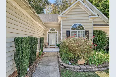 2812 Huckleberry Hill Drive, Fort Mill, SC 29715 - Photo 3