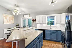 2691 Laurel Pointe Dr, Morganton, NC 28761 - Photo 9