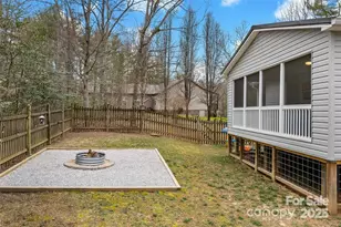 2691 Laurel Pointe Dr, Morganton, NC 28761 - Photo 37