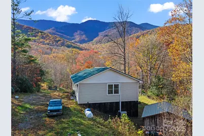 219 Raven Rock Lane, Burnsville, NC 28714 - Photo 5