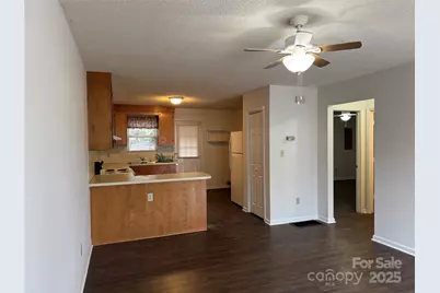 2075 N Whisnant Avenue, Newton, NC 28658 - Photo 7