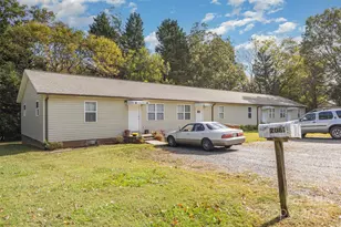 2075 N Whisnant Ave, Newton, NC 28658 - Photo 5