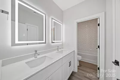 105 N Smallwood Place, Charlotte, NC 28216 - Photo 39