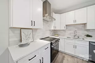 105 N Smallwood Pl, Charlotte, NC 28216 - Photo 21