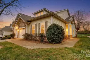 300 Park View Drive, Belmont, NC 28012 - Photo 1