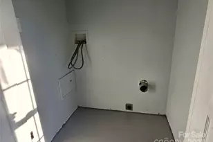 311 N Meadow Dr, Morganton, NC 28655 - Photo 21