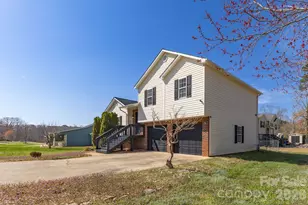 311 N Meadow Dr, Morganton, NC 28655 - Photo 39