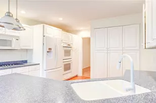 1535 Cripple Creek Rd, Kannapolis, NC 28081 - Photo 3