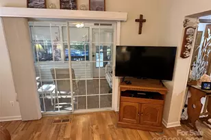 121 S Cardinal Dr, New London, NC 28127 - Photo 9