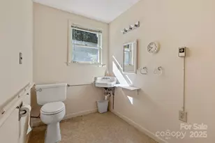 109 Rusty Ln, Hendersonville, NC 28791 - Photo 9