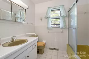 109 Rusty Ln, Hendersonville, NC 28791 - Photo 19