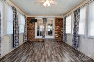 1033 College Ave, Shelby, NC 28152 - Photo 15