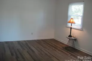 138 Downing St, Troutman, NC 28166 - Photo 5