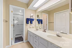 4347 Woodglen Ln, Charlotte, NC 28226 - Photo 17