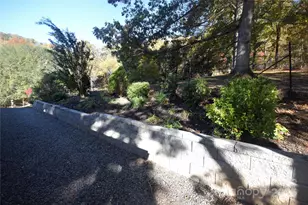 316 Messer Rd, Waynesville, NC 28786 - Photo 5