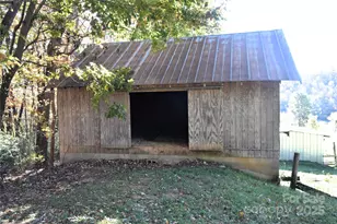 316 Messer Rd, Waynesville, NC 28786 - Photo 17