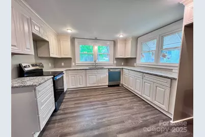 419 S Spencer Avenue, Spencer, NC 28159 - Photo 5