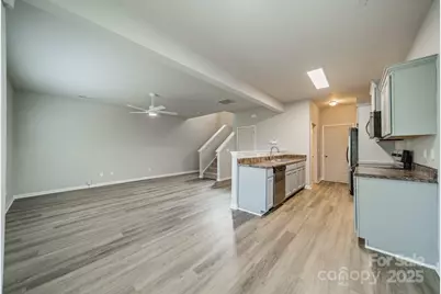 1637 Jakobson Drive, Charlotte, NC 28215 - Photo 11