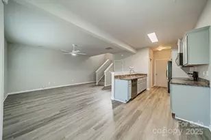 1637 Jakobson Dr, Charlotte, NC 28215 - Photo 11