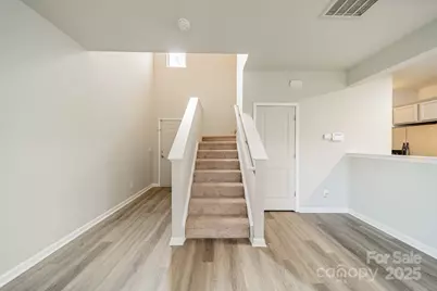 1637 Jakobson Drive, Charlotte, NC 28215 - Photo 19