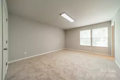 1637 Jakobson Drive, Charlotte, NC 28215 - Photo 21