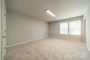 1637 Jakobson Dr, Charlotte, NC 28215 - Photo 21