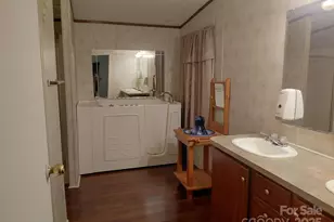 1900 Shady Ln, Newton, NC 28658 - Photo 15