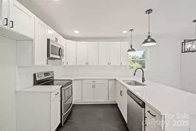 2409 Abelwood Road, Charlotte, NC 28216 - Photo 11