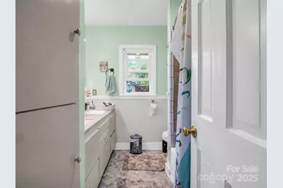 285 Cosmos Drive, Hendersonville, NC 28791 - Photo 25