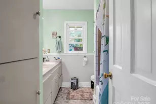 285 Cosmos Dr, Hendersonville, NC 28791 - Photo 25