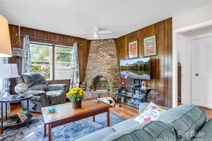 285 Cosmos Dr, Hendersonville, NC 28791 - Photo 13