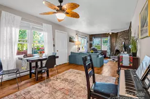 285 Cosmos Dr, Hendersonville, NC 28791 - Photo 21