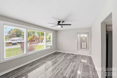 2301 Shamrock Drive, Charlotte, NC 28205 - Photo 9
