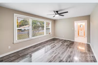 2301 Shamrock Drive, Charlotte, NC 28205 - Photo 3