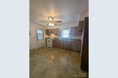 561 Craig Circle, Bennettsville, SC 29512 - Photo 11