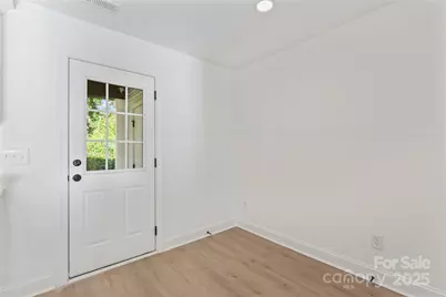 2808 Old Steele Creek Road, Charlotte, NC 28208 - Photo 13