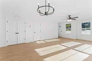 2808 Old Steele Creek Rd, Charlotte, NC 28208 - Photo 11