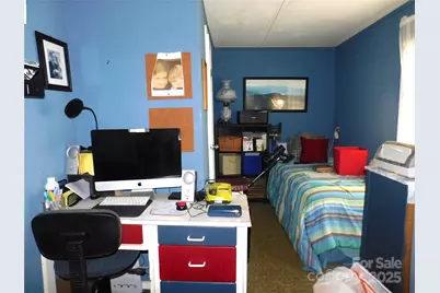 88 E Poplar Drive, Hendersonville, NC 28792 - Photo 13