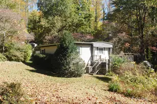 88 E Poplar Dr, Hendersonville, NC 28792 - Photo 23