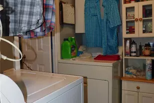 88 E Poplar Dr, Hendersonville, NC 28792 - Photo 15