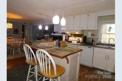 88 E Poplar Drive, Hendersonville, NC 28792 - Photo 7