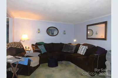 88 E Poplar Drive, Hendersonville, NC 28792 - Photo 11