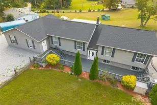 514 King Rd, Flat Rock, NC 28731 - Photo 1