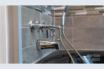 514 King Road, Flat Rock, NC 28731 - Photo 7