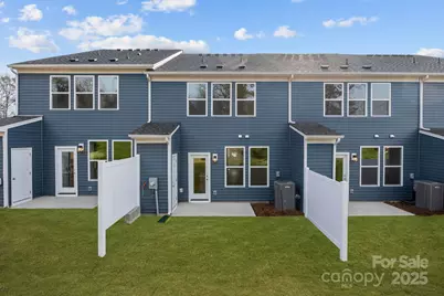 7708 Ethora Way, Charlotte, NC 28216 - Photo 3