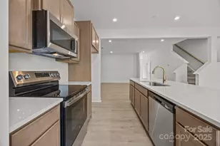 7708 Ethora Wy, Charlotte, NC 28216 - Photo 11