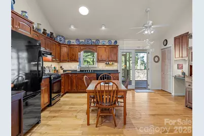 160 Caledonia Road, Landrum, SC 29356 - Photo 13