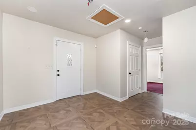 9008 N Lakebrook Road, Charlotte, NC 28214 - Photo 17