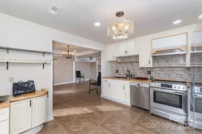 9008 N Lakebrook Road, Charlotte, NC 28214 - Photo 15