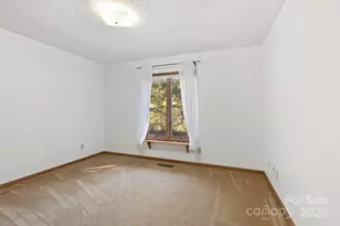 6 Haw Creek Cir, Asheville, NC 28805 - Photo 9